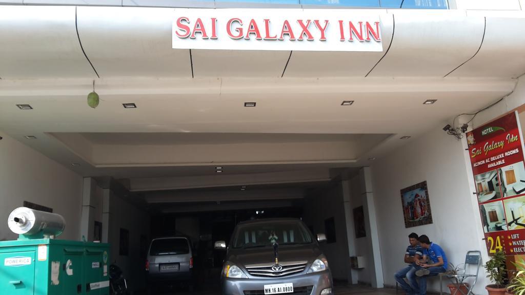 Hotel Sai Galaxy Inn Sirdi Kültér fotó